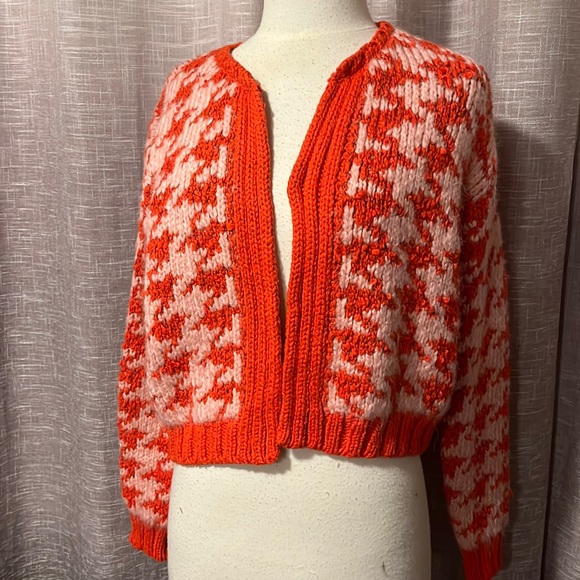 Zara NWT red hounds tooth cardigan - Picture 3 of 6